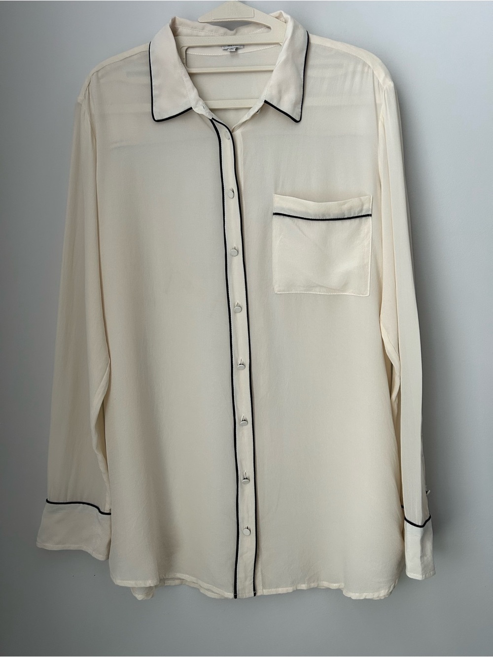 Babaton Classic Silk Blouse